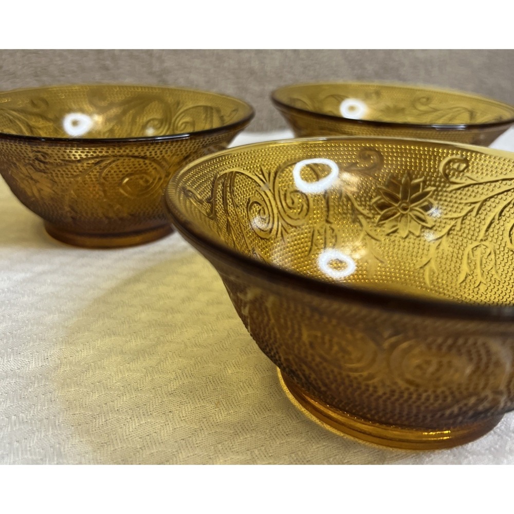 Vintage Indiana Glass Amber Sandwich Glass 4.5 In Dessert Salad Bowls Set Of 3 - Picture 2 of 4